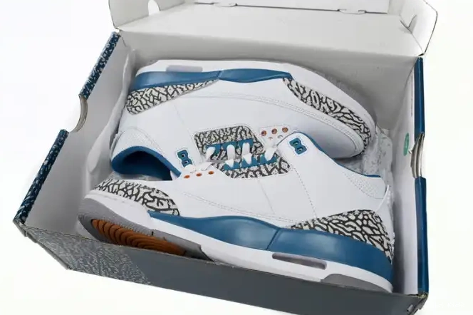 3 Wizards Air Jordan CT8532-148 0530